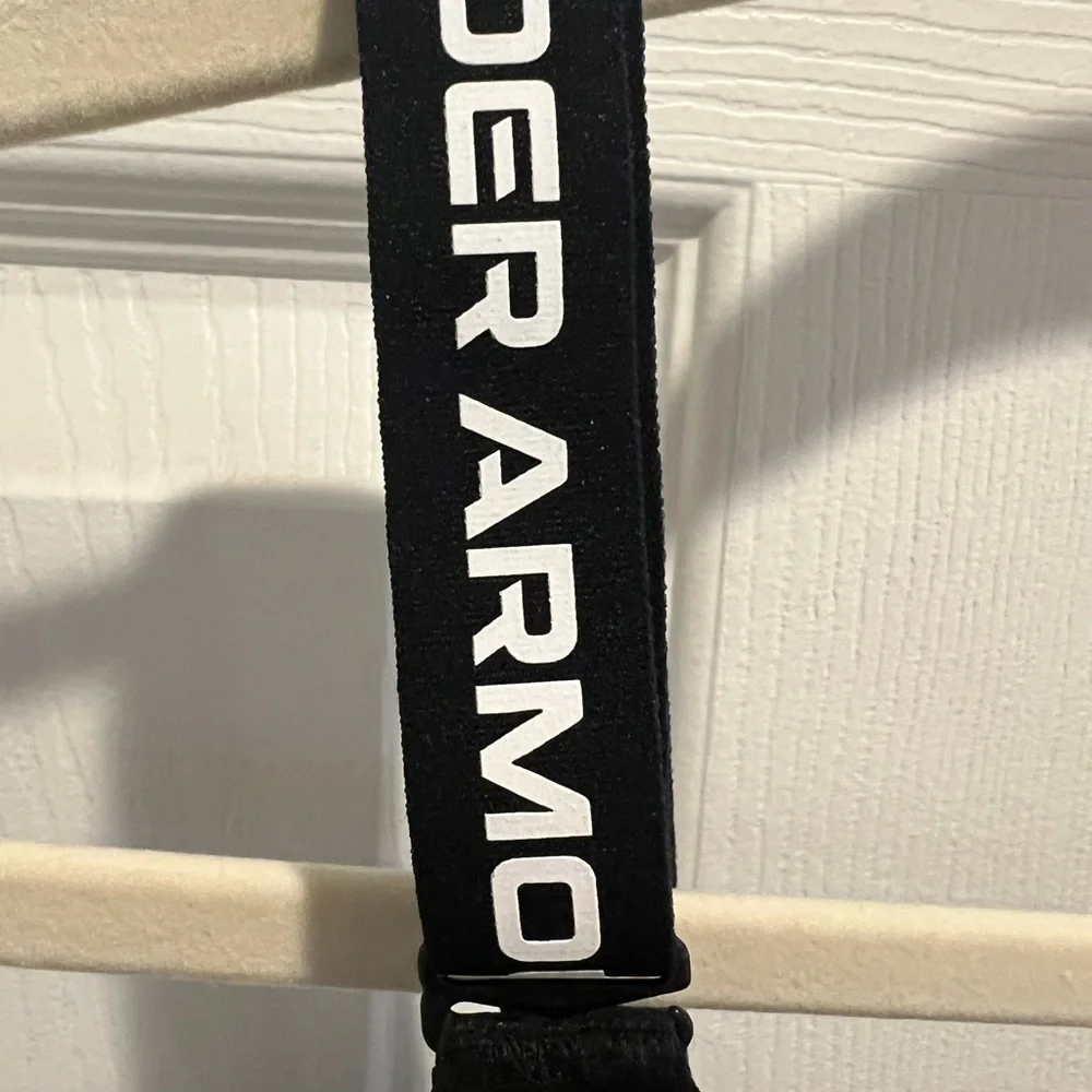 🆕 NWT Under Armour Infinity Mid 2.0 Black Sports Bra with Logo Straps - Picture 3 of 8